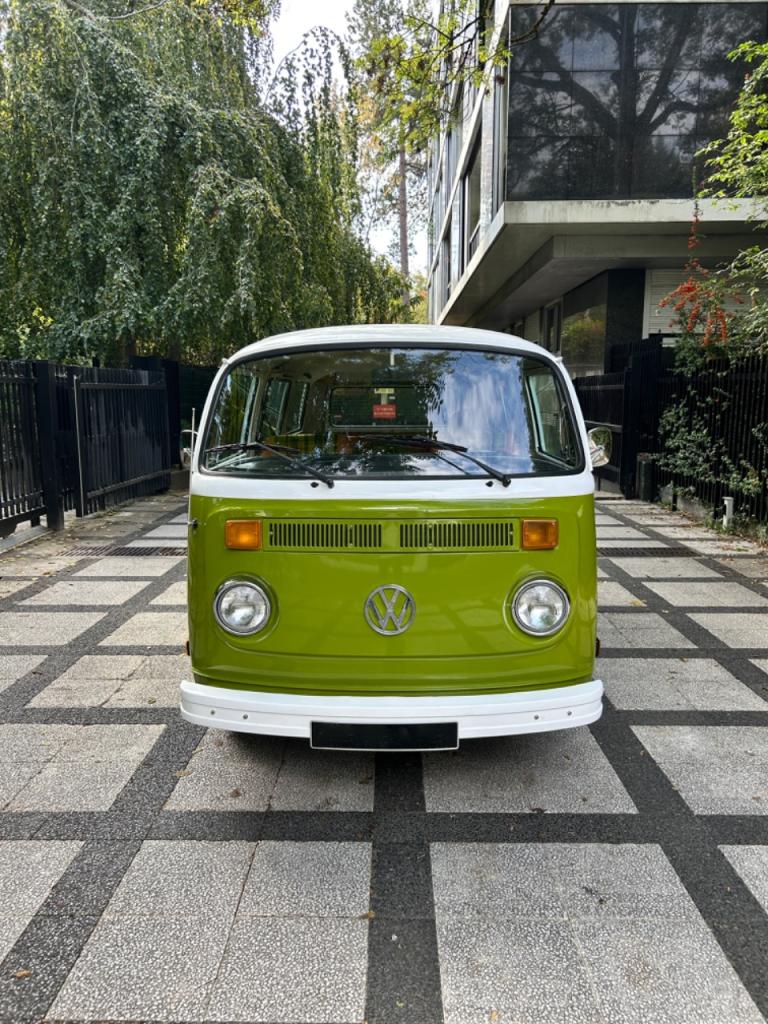 VOLKSWAGEN Combi T2B - 1977 LesAnciennes.com
