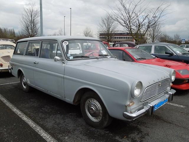 FORD 12 M P4 KOMBI - 1966 LesAnciennes.com