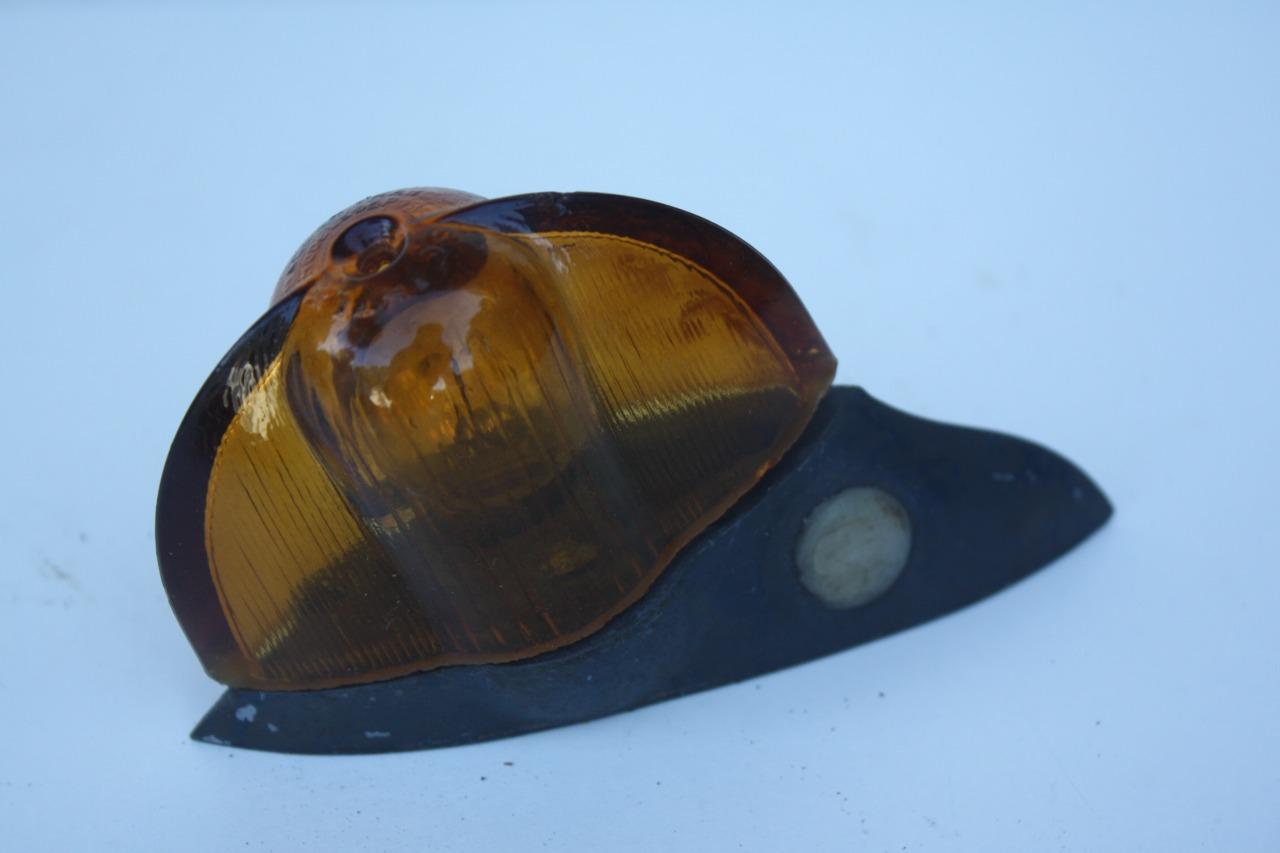 Feu latéral Clignotant Scintex Jockey Citroen LesAnciennes.com