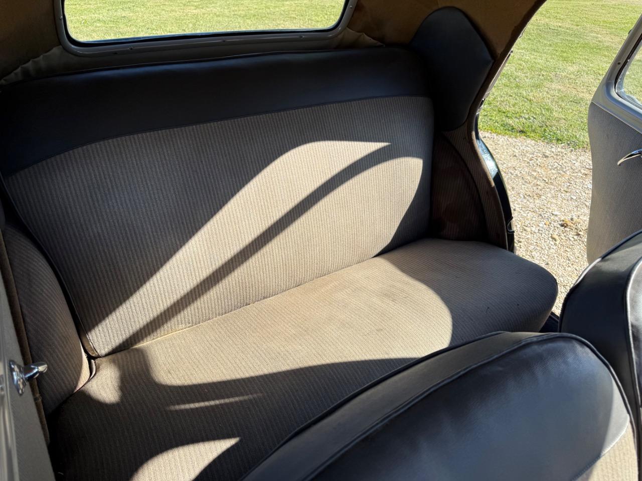 CITROEN Traction 11 BL - 1952 LesAnciennes.com