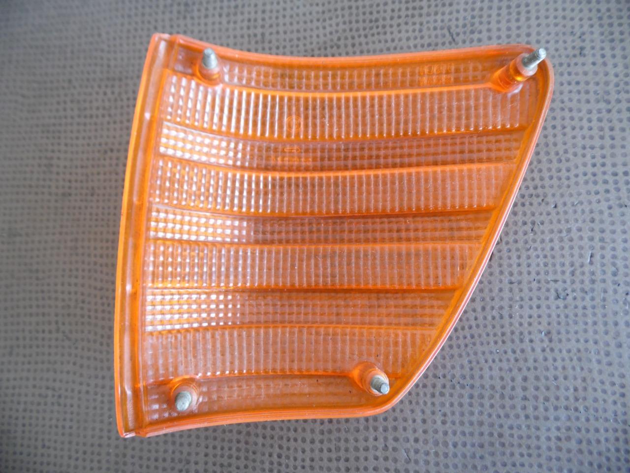 Cabochon MERCEDES 350 SEL W116 LesAnciennes.com