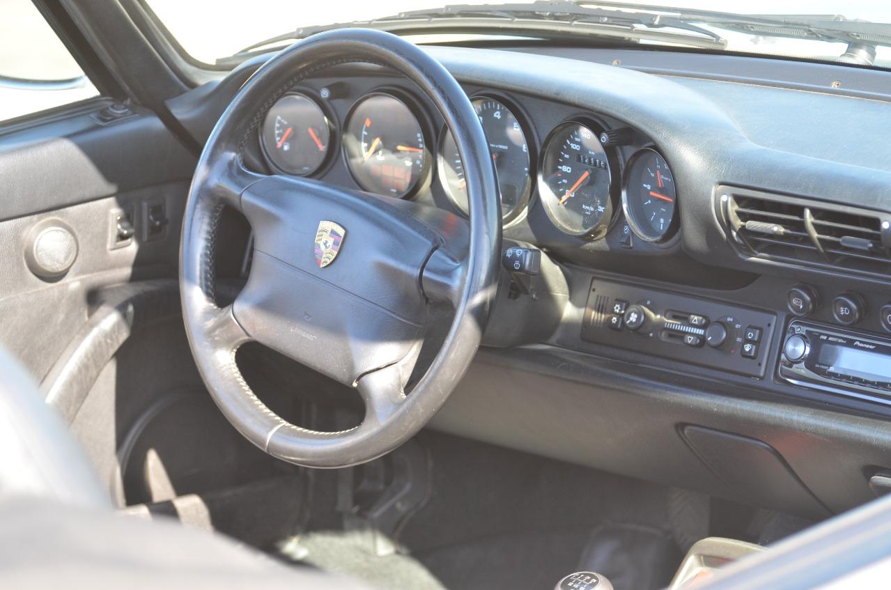 PORSCHE 911 993 Cabriolet - 1994 LesAnciennes.com