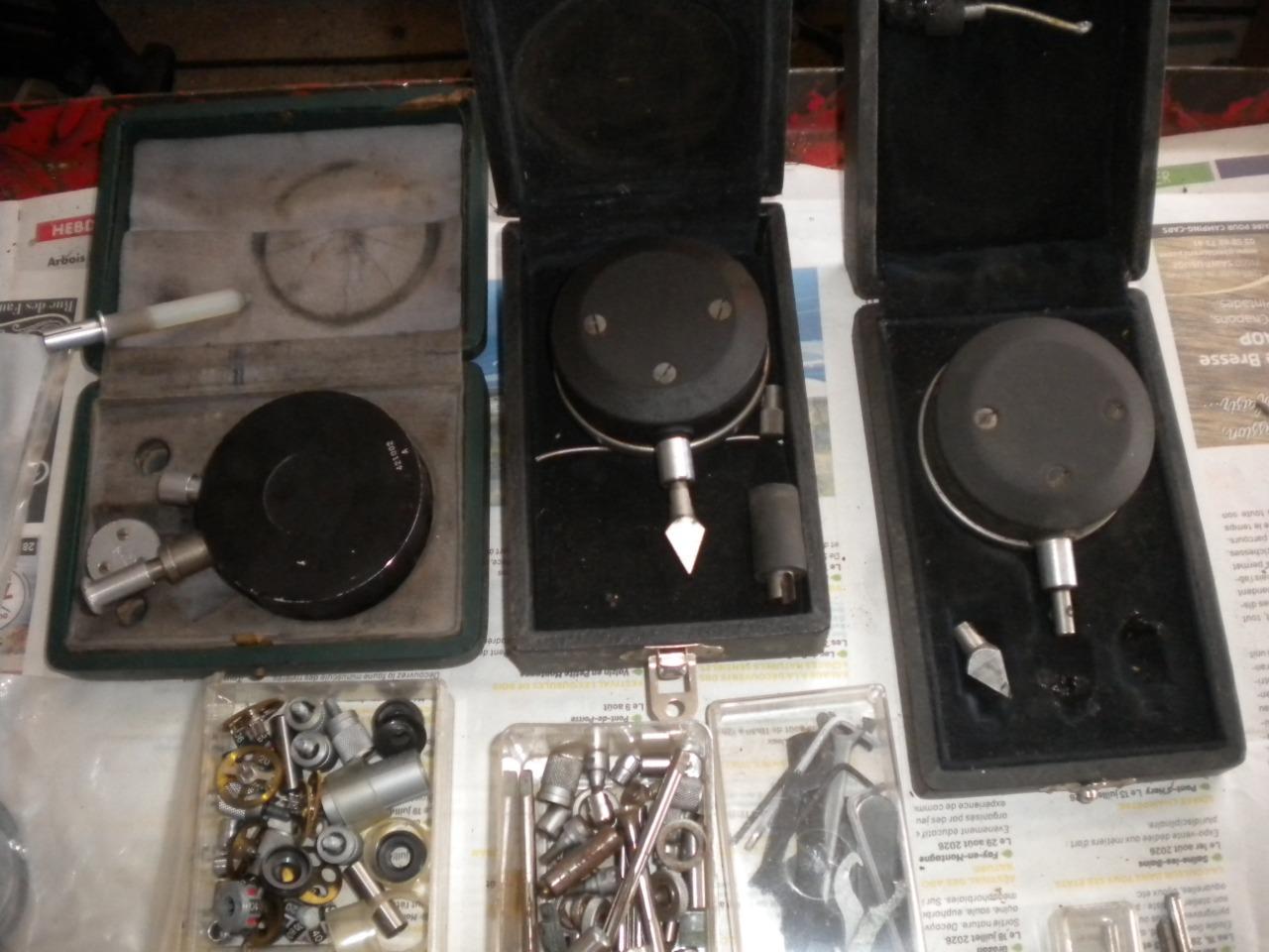 Lot pièces , outils comparateurs JAEGER réparation LesAnciennes.com