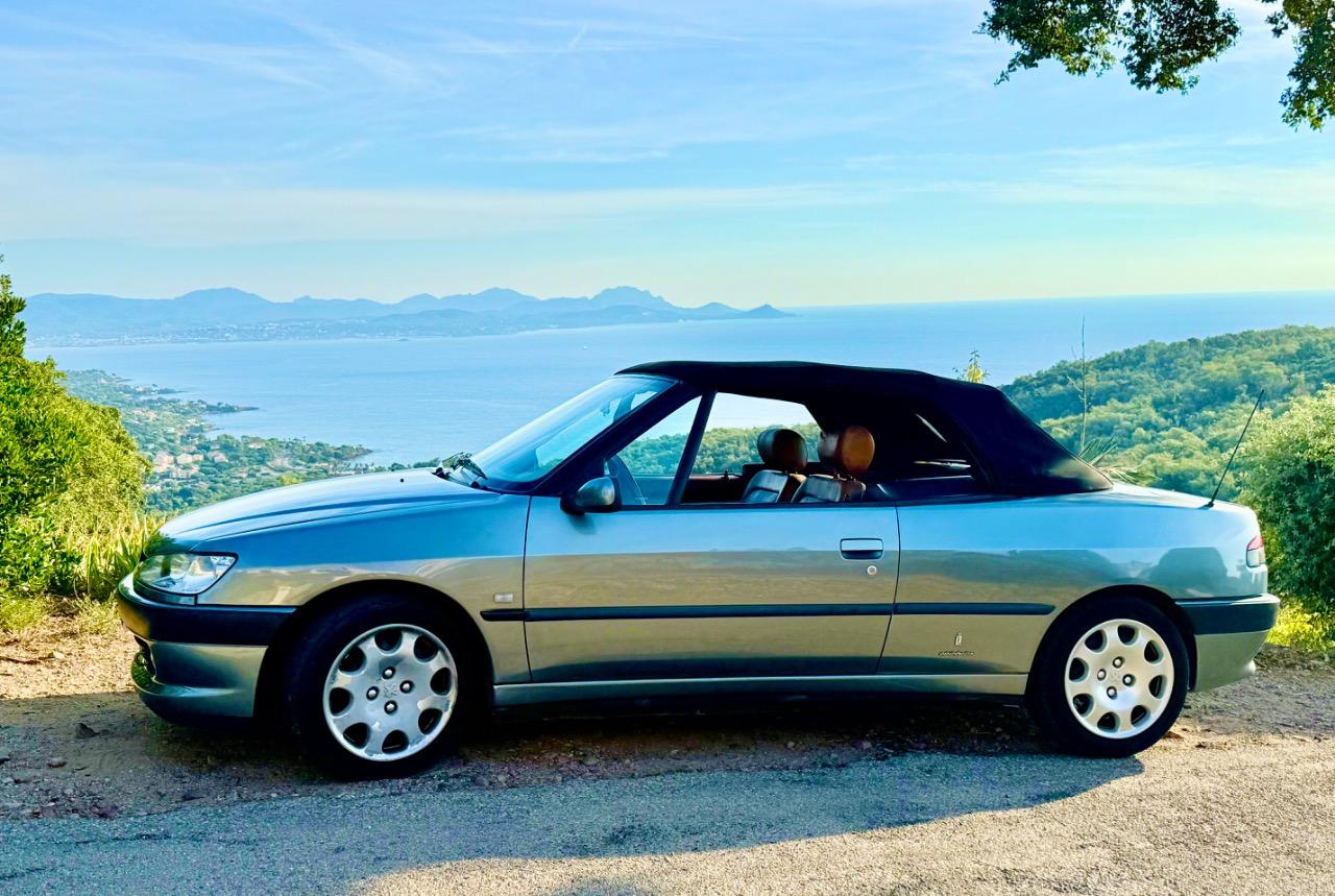 PEUGEOT 306 Cabriolet - 2002 LesAnciennes.com