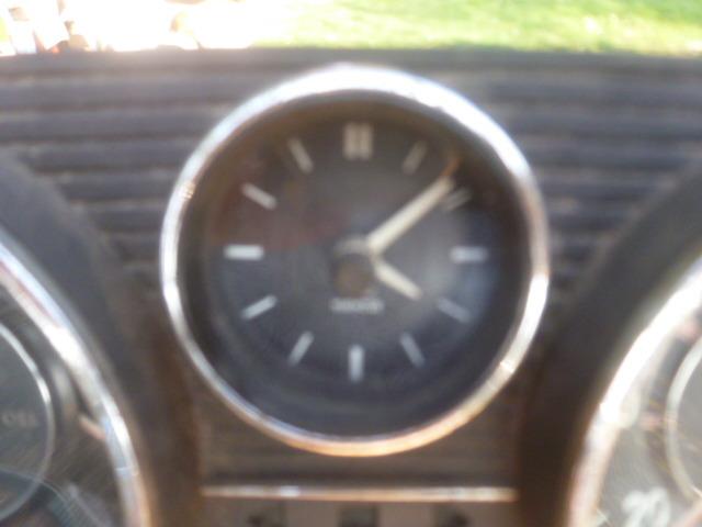 MERCEDES 280 W 108 :compteur 220,T° qui VA , etc LesAnciennes.com