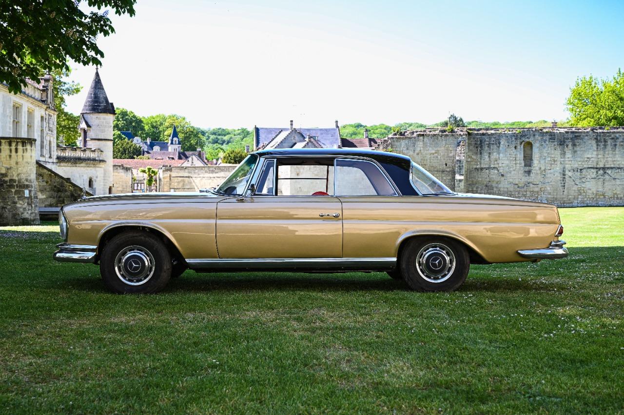 MERCEDES 220 SE Coupé - 1964 LesAnciennes.com