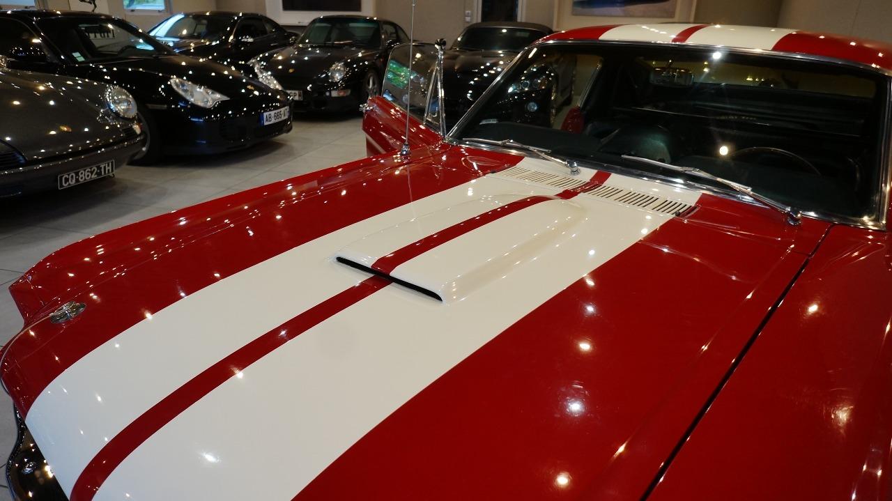 FORD Mustang Fastback 289 - 1965 LesAnciennes.com