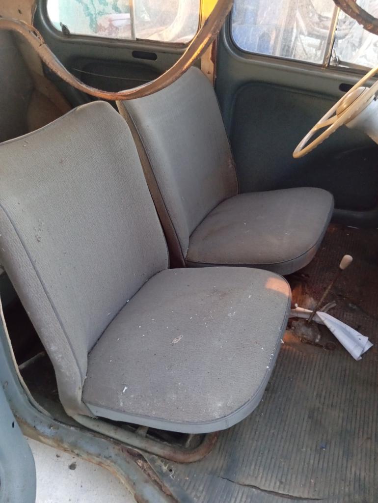 RENAULT 4CV - 1953 LesAnciennes.com