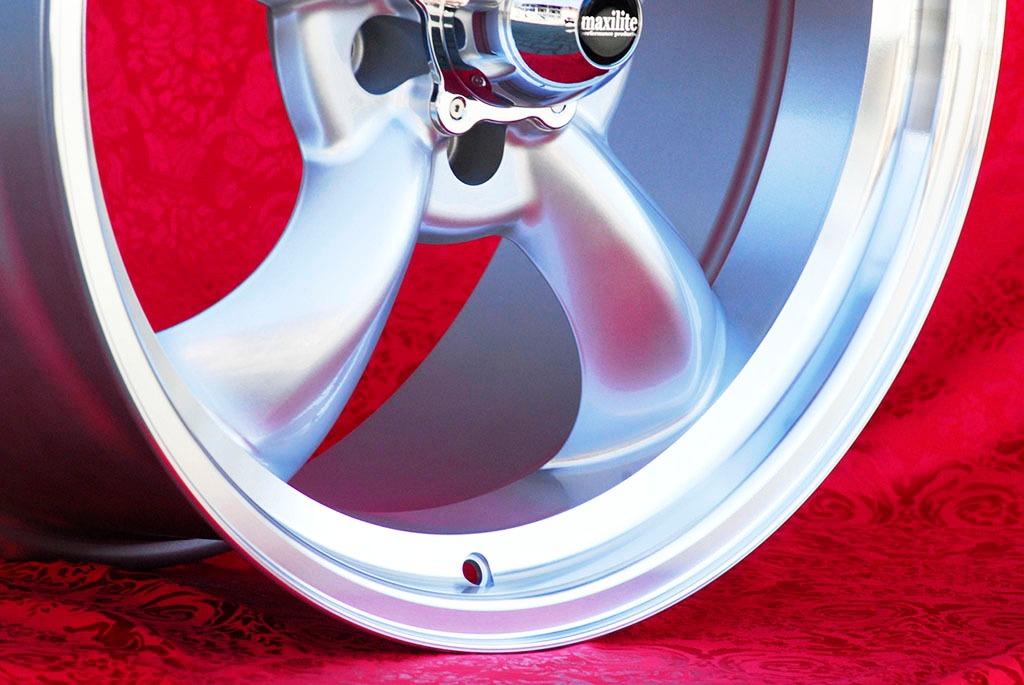 1 pc. jante Ford Torq Thrust 9x19 ET35 Mustang S19 LesAnciennes.com