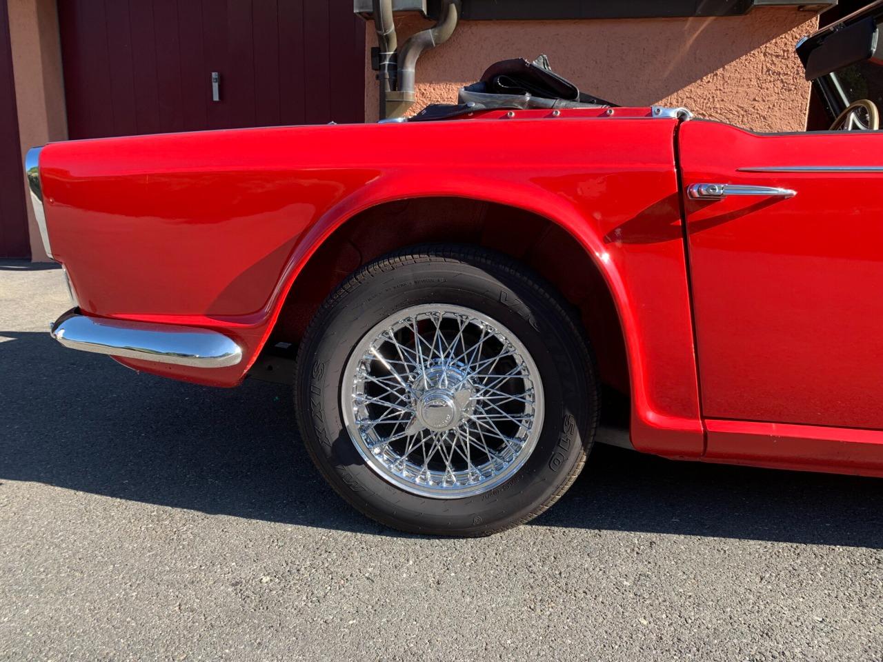 TRIUMPH TR4 IRS - 1966 LesAnciennes.com