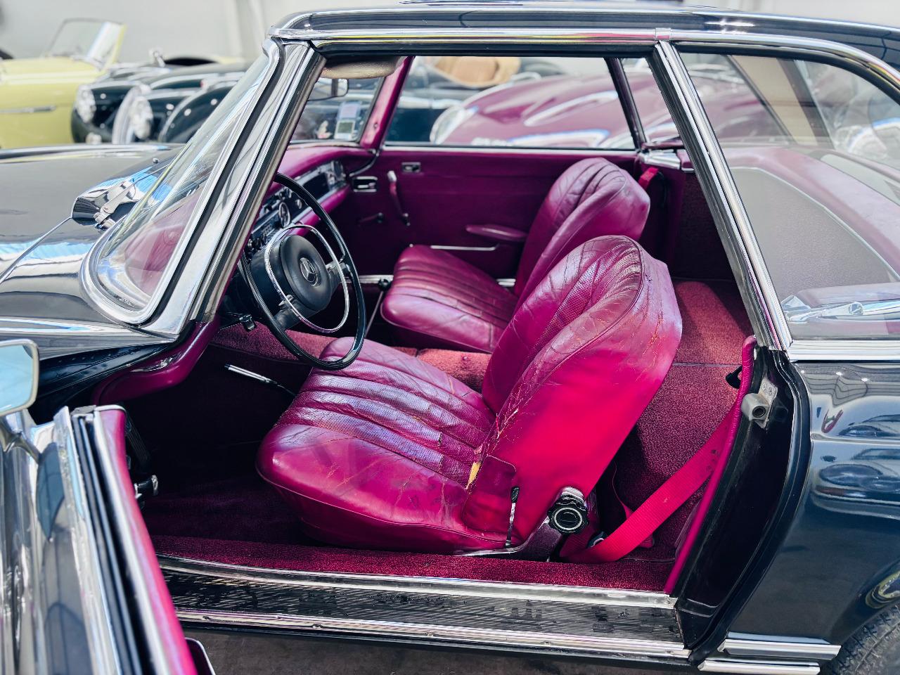 MERCEDES 280 SL Pagode Francaise - 1968 LesAnciennes.com