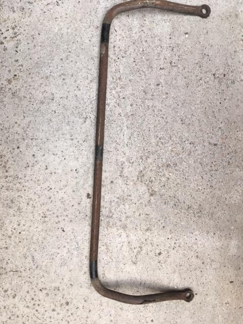 Barre stabilisatrice avant VOLVO P1800 LesAnciennes.com