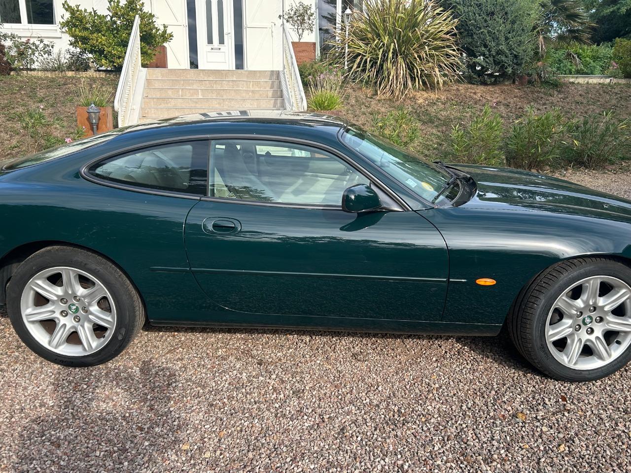 JAGUAR XK8 XK8 4.0 V8 Coupé - 1998 LesAnciennes.com