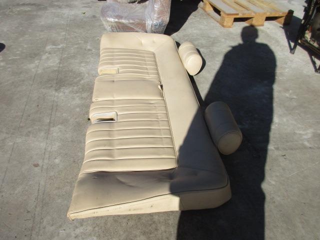 Banquette arrière Jaguar XJ40 LesAnciennes.com