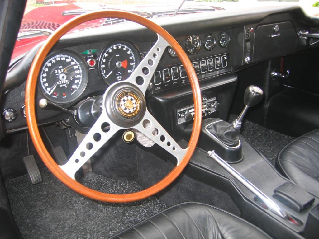 JAGUAR Type E CABRIOLET - 1969 LesAnciennes.com