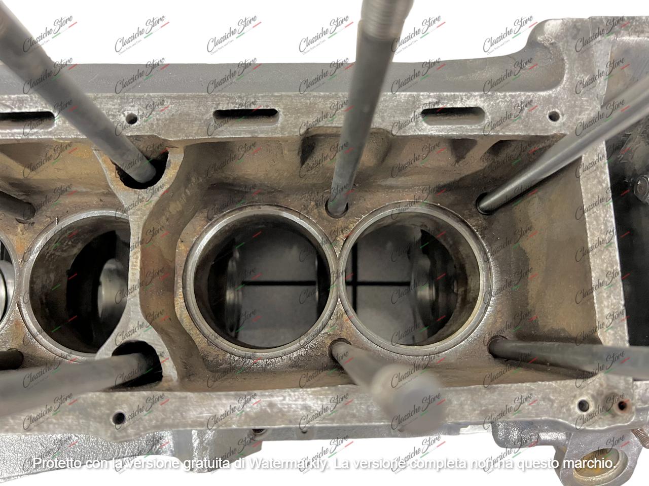 Block Moteur Alfa Romeo AR1315 Veloce LesAnciennes.com