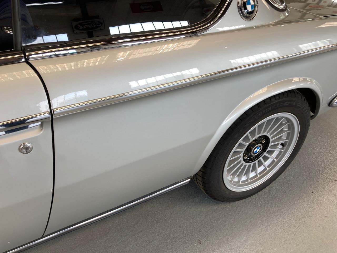 BMW 2800 CS - 1970 LesAnciennes.com