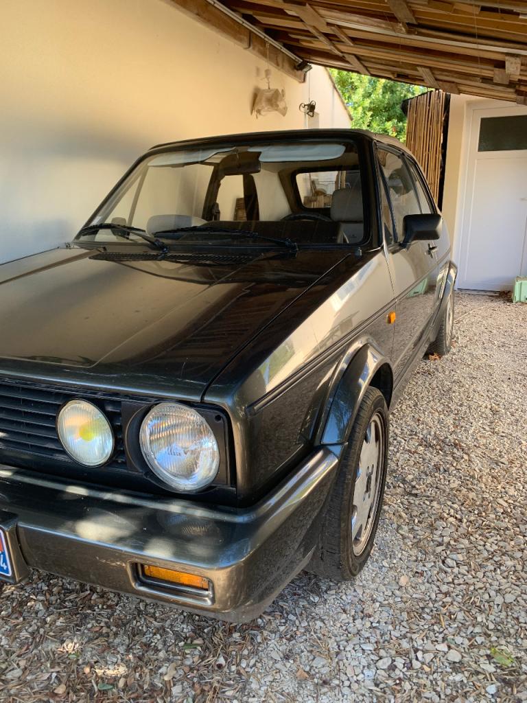 VOLKSWAGEN Golf Cabriolet - 1991 LesAnciennes.com