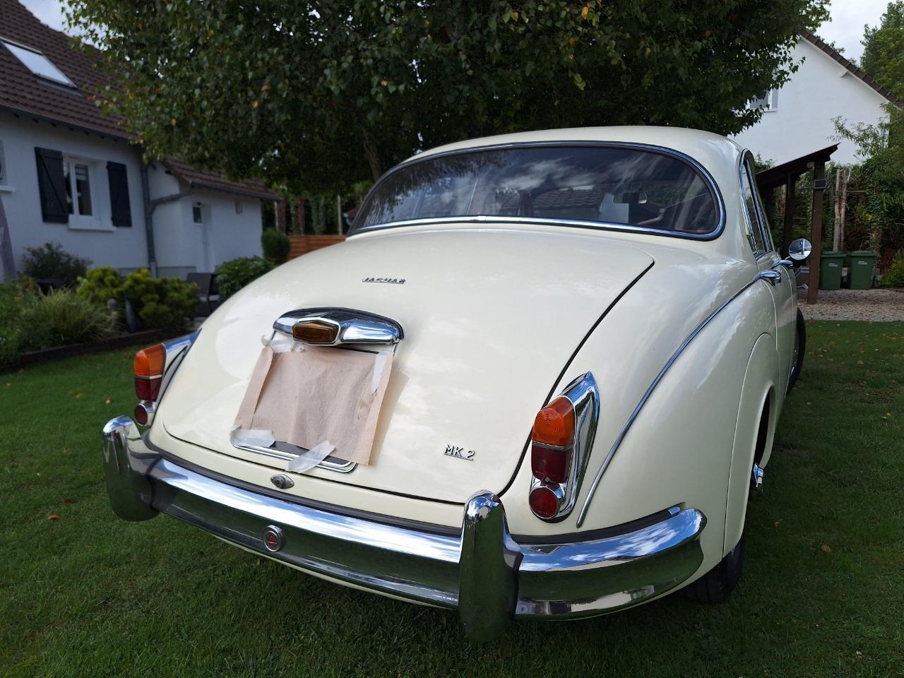 JAGUAR MK2 2L4 - 1963 LesAnciennes.com