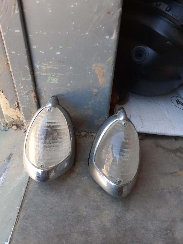 Clignotant FIAT 500 Bianchina LesAnciennes.com