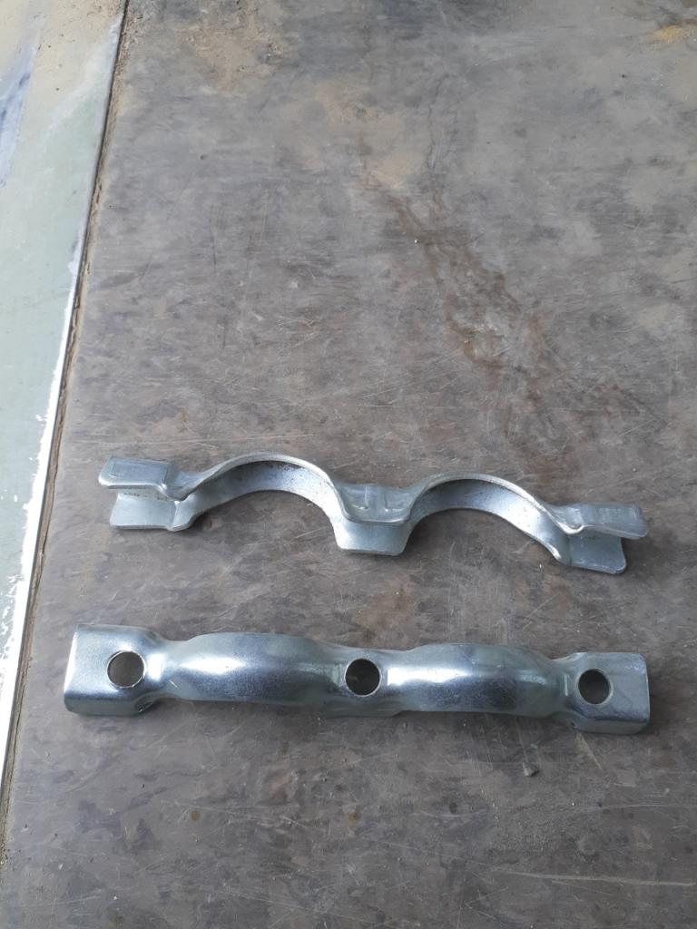 Collier échappement CITROEN DS LesAnciennes.com