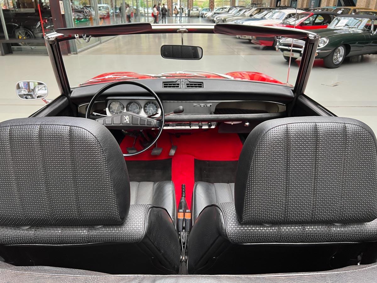 PEUGEOT 204 Cabriolet 1.1 53 cv - 1968 LesAnciennes.com