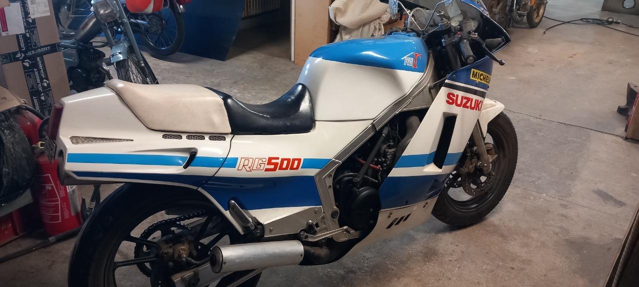 SUZUKI RG 500 500 - 1986 LesAnciennes.com
