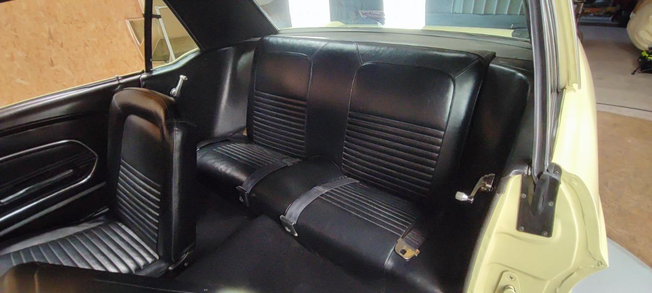 FORD Mustang Coupe Code C - 1967 LesAnciennes.com