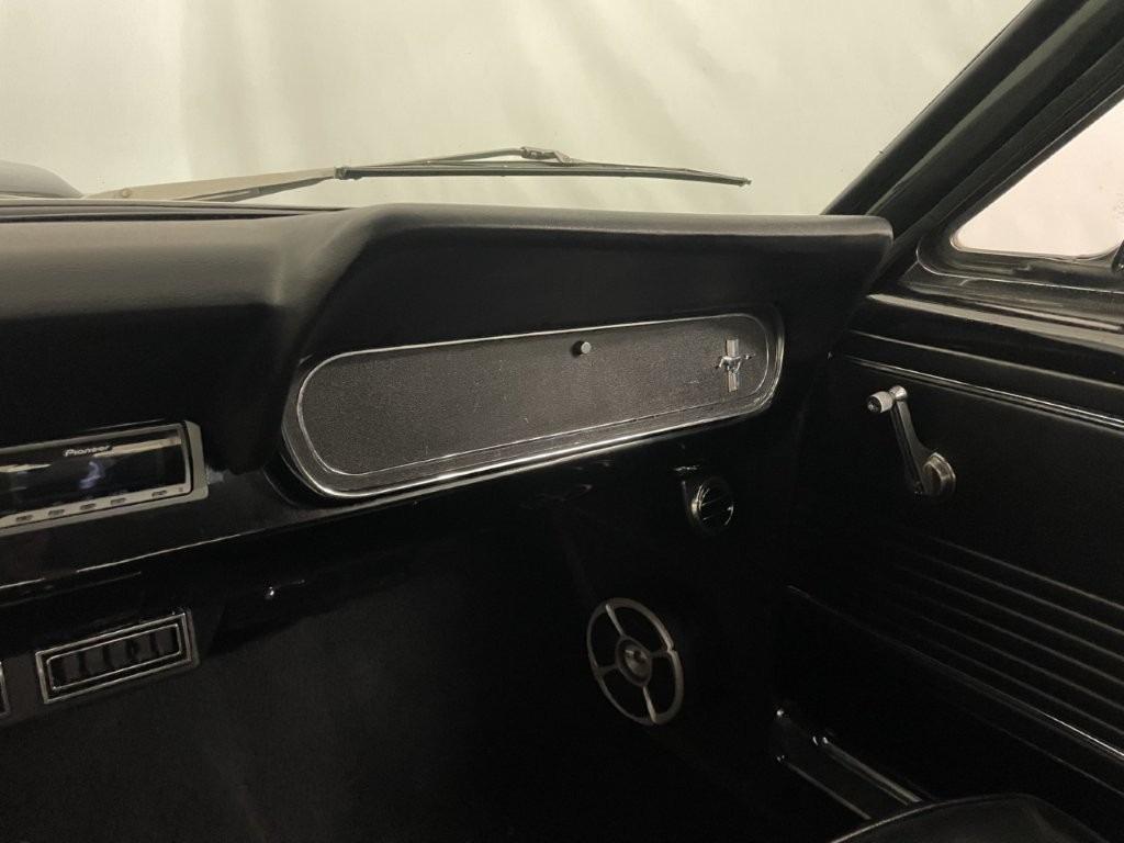 FORD Mustang 289 CI V8 4.7L BVA - 1979 LesAnciennes.com