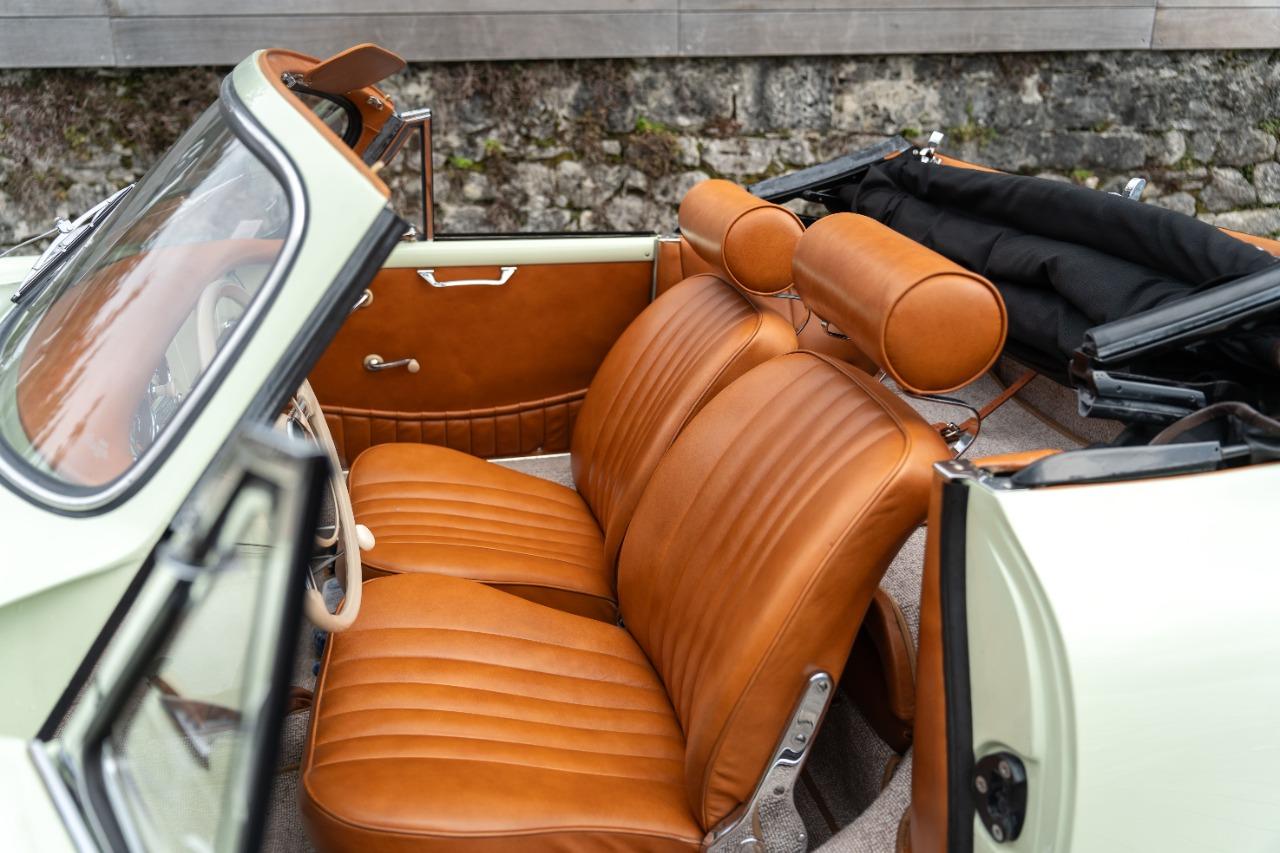 PORSCHE 356 Série A cabriolet - 1959 LesAnciennes.com