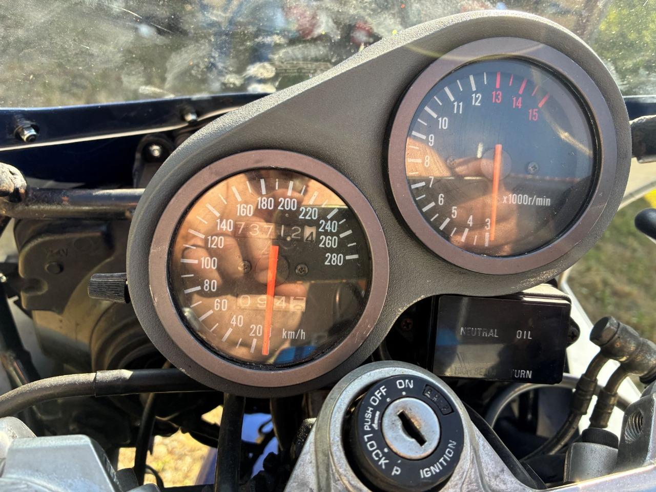 SUZUKI GSXR 750 - 1991 LesAnciennes.com