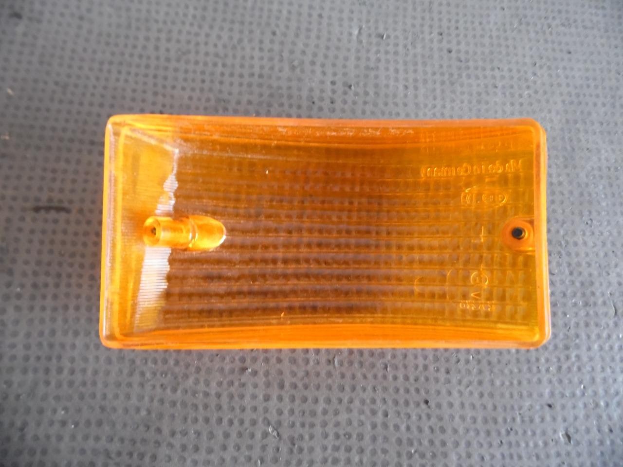 CABOCHON CLIGNOTANT GAUCHE 477953161 PORSCHE 944 LesAnciennes.com