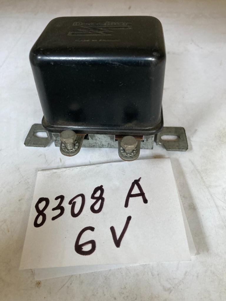 Régulateur de tension 6 V 4CV Ami6 Traction 15/6 LesAnciennes.com