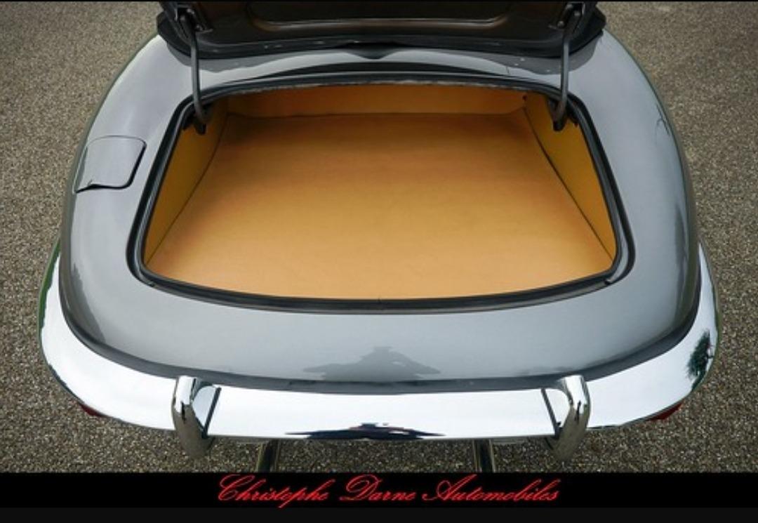 JAGUAR Type E 4.2L série 2 cab - 1969 LesAnciennes.com