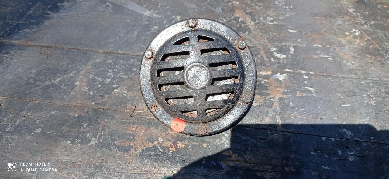 Klaxon 2 cv LesAnciennes.com