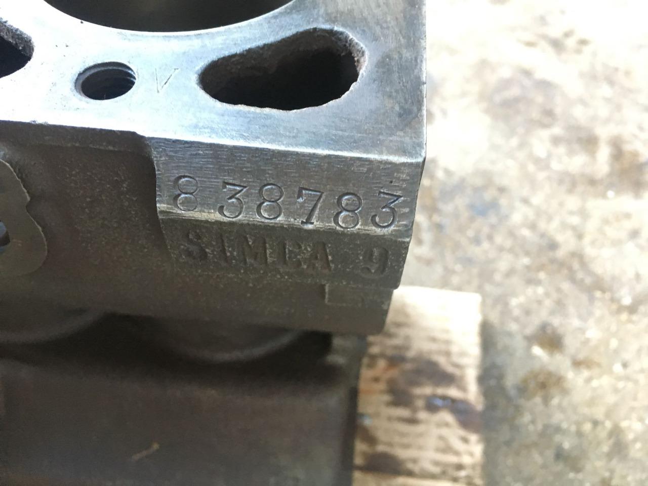 Bloc moteur Simca 9 LesAnciennes.com