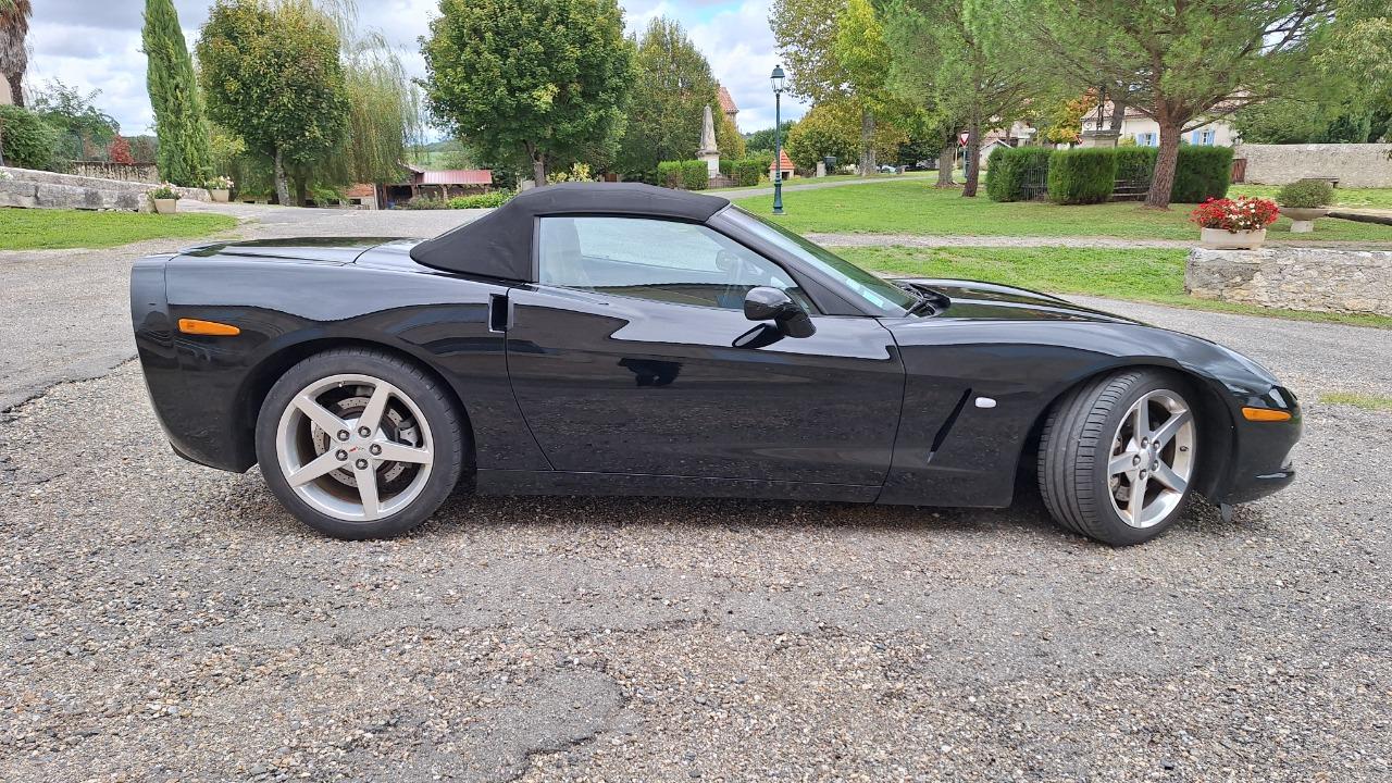 CHEVROLET Corvette C6 CABRIOLET Z51 - 2005 LesAnciennes.com
