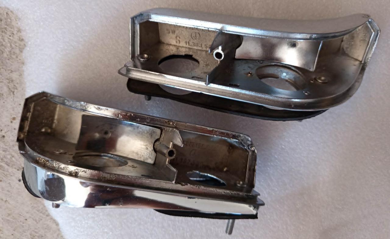 Clignotants ALFA ROMEO 1750 BERTONE SERIE 1 LesAnciennes.com
