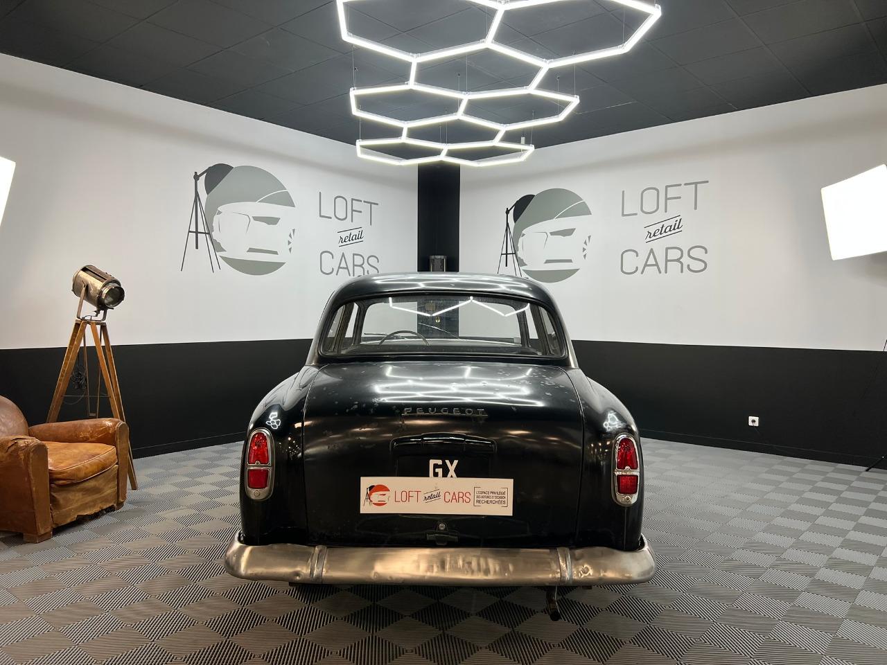 PEUGEOT 403 - 1963 LesAnciennes.com