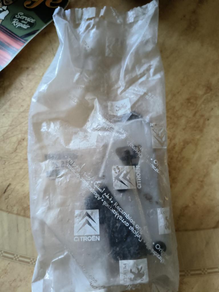 Actionneur trappe carburant PSA 6615.20 – NEUF ori LesAnciennes.com