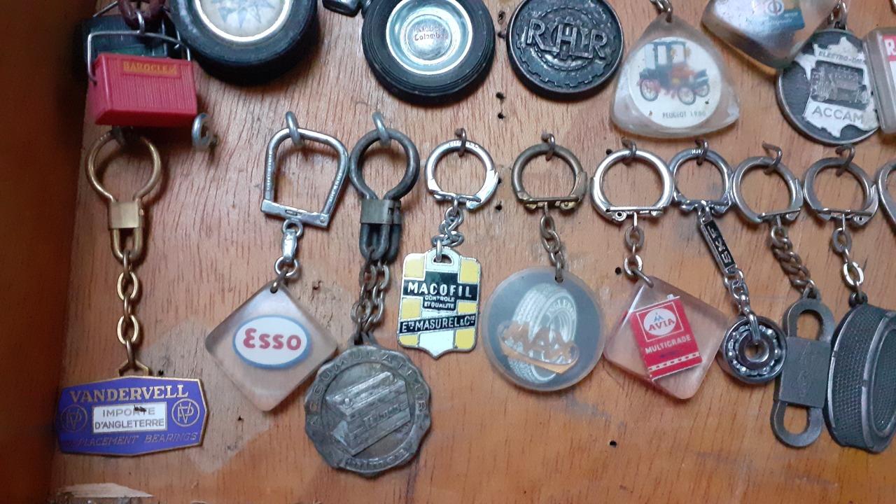 Porte-clés accessoires voitures années 50/70 LesAnciennes.com