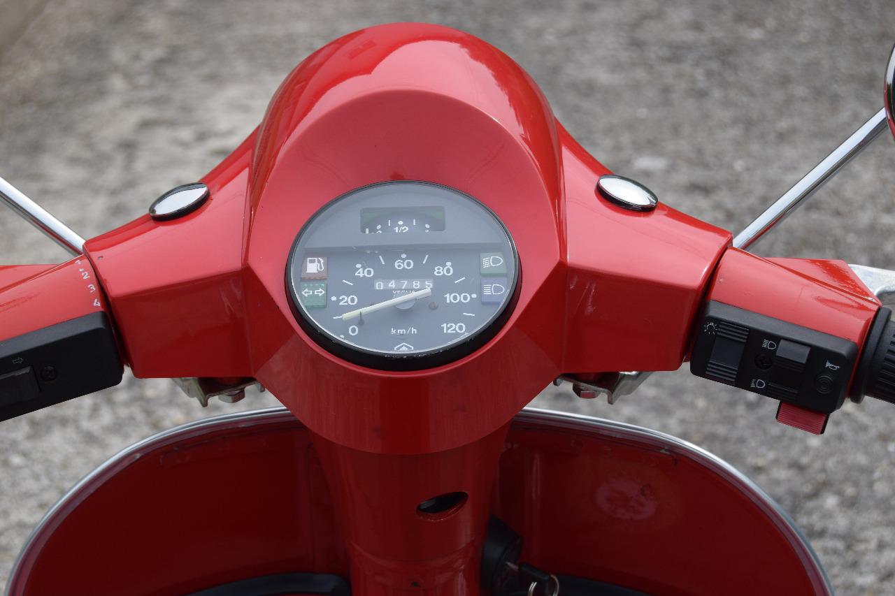 PIAGGIO Vespa PX200 E GS - 1990 LesAnciennes.com