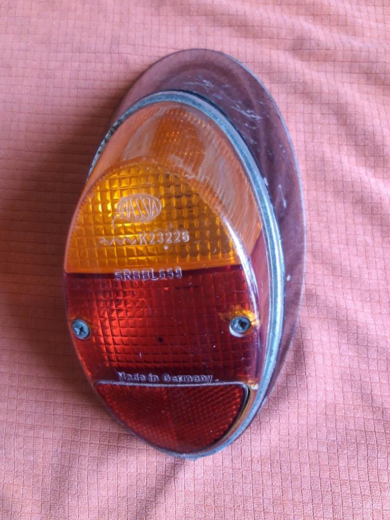 Feu VOLKSWAGEN Coccinelle LesAnciennes.com