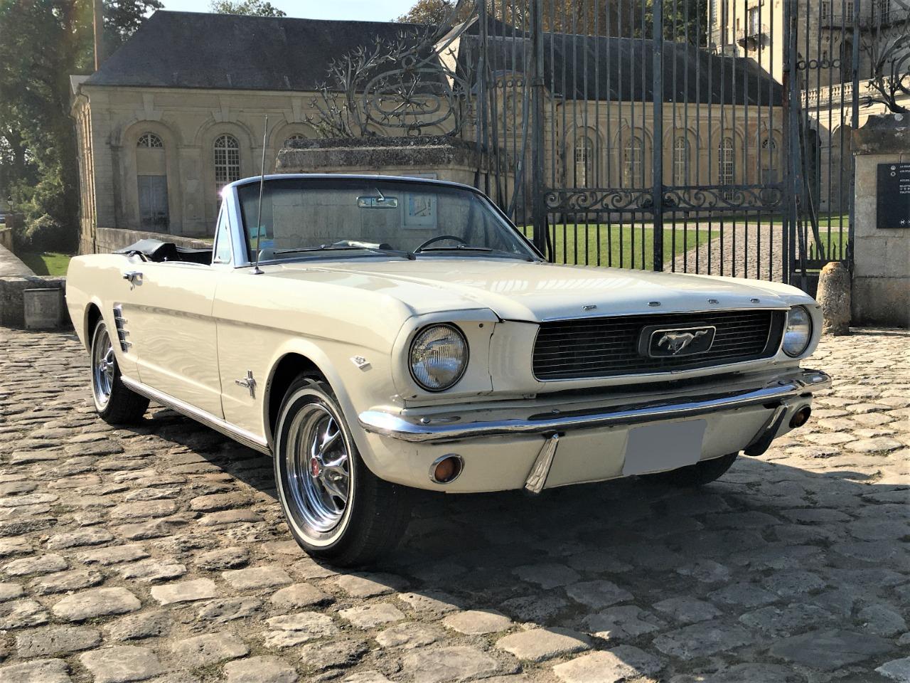 FORD Mustang - 1966 LesAnciennes.com