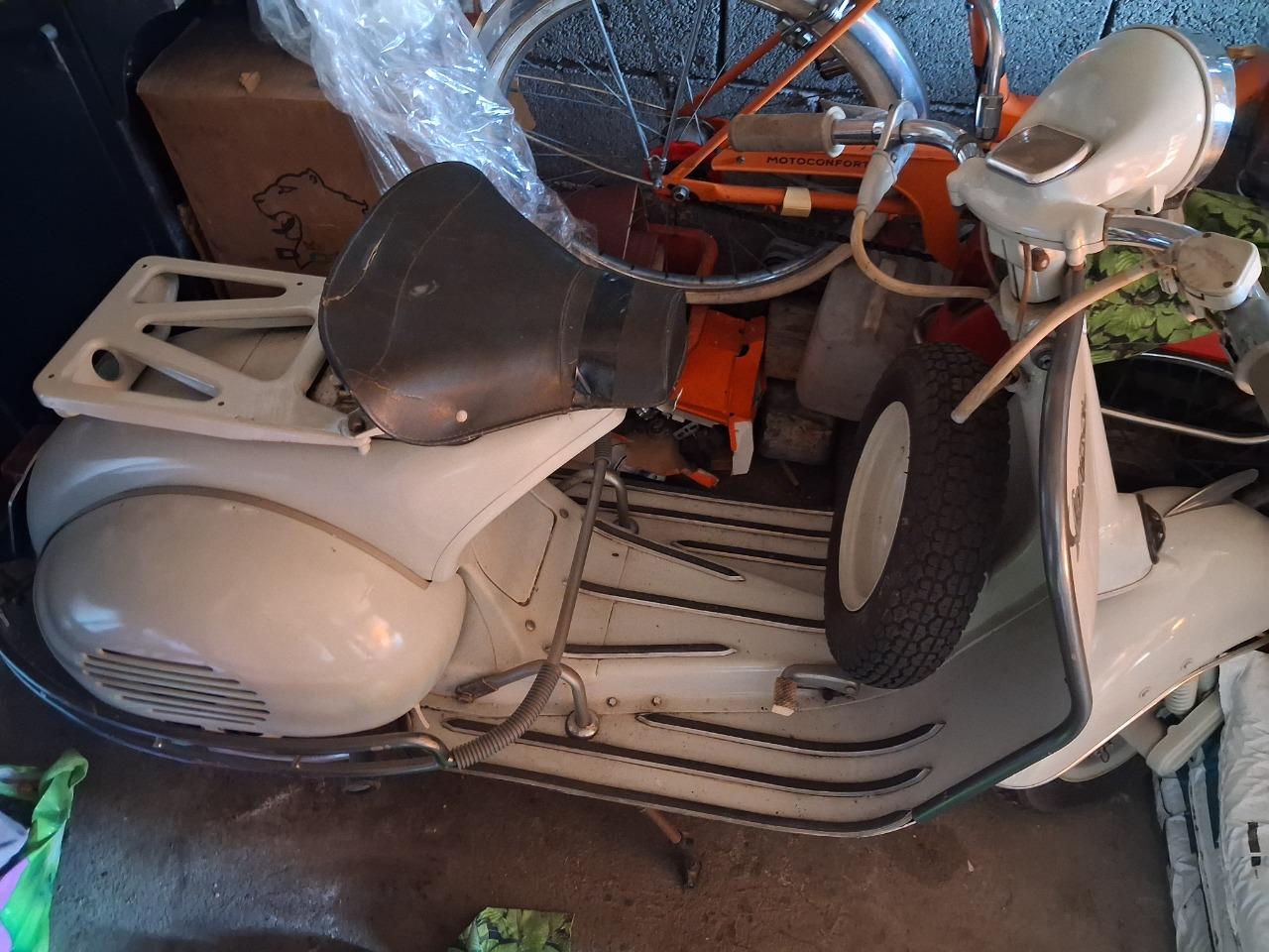 ACMA Vespa - 1956 LesAnciennes.com