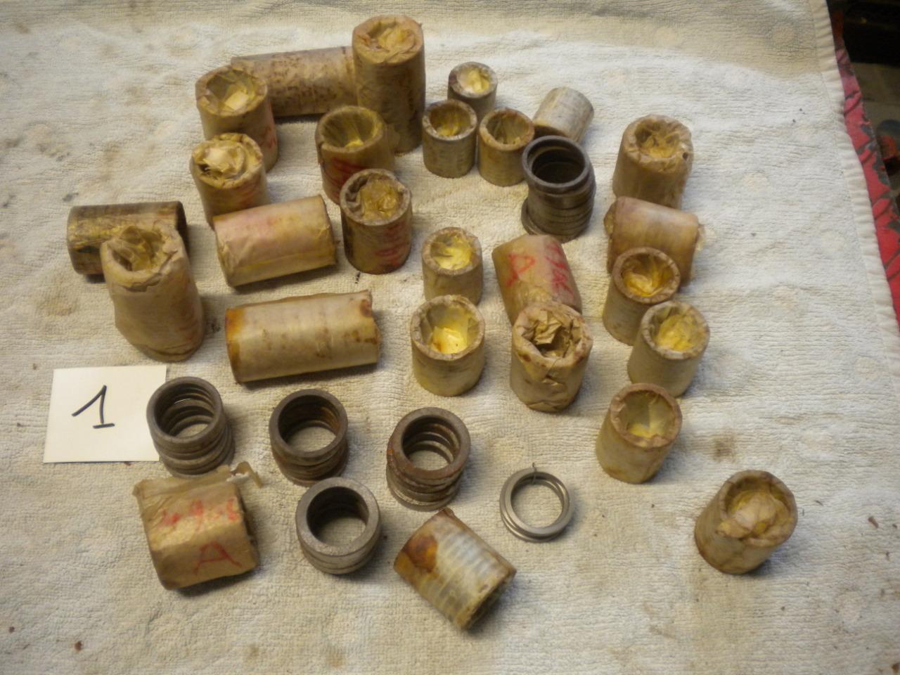 Pièces LOT DE SIEGES de soupapes moto ancienne LesAnciennes.com