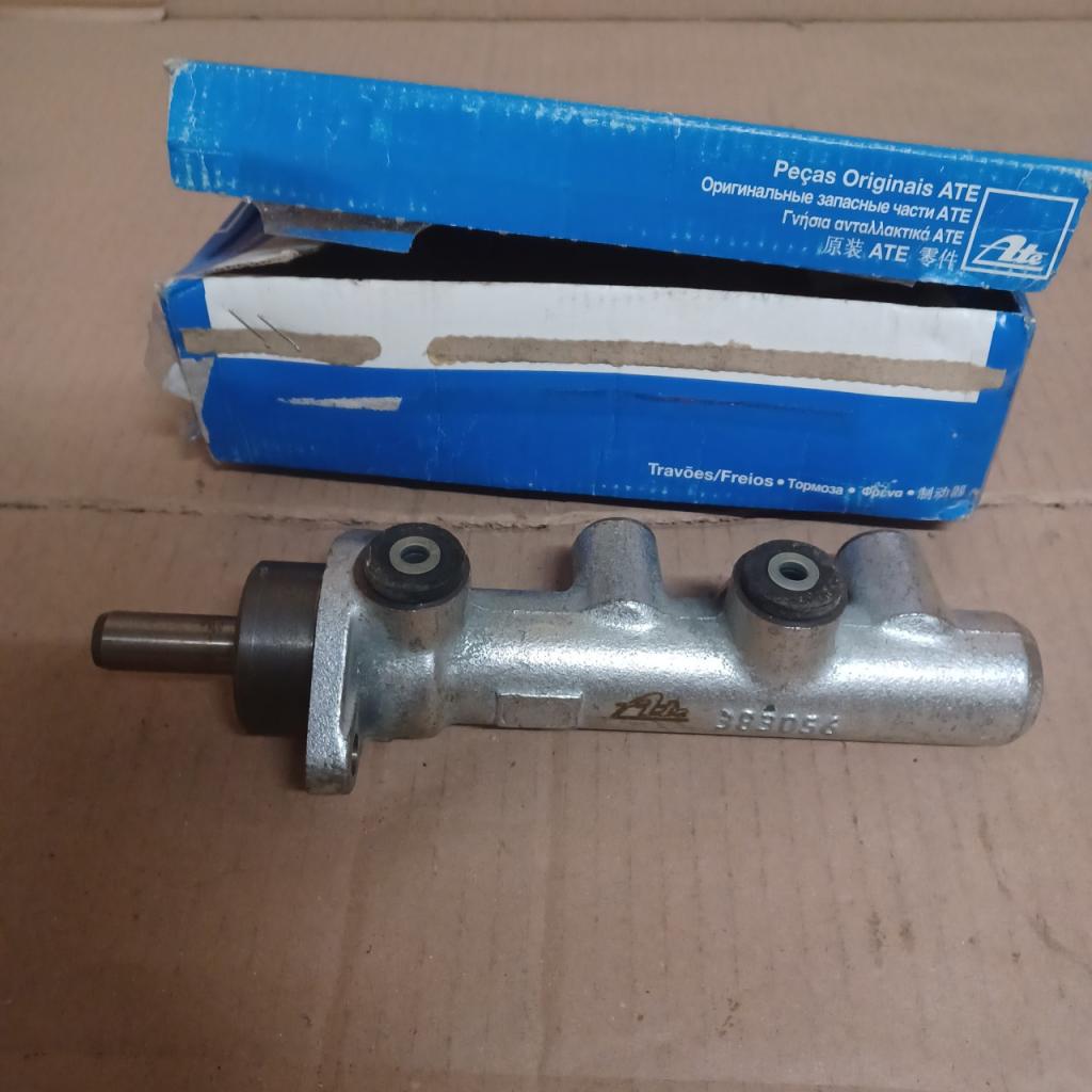 Maitre cylindre de frein Fiat Ducato I Peugeot J5 LesAnciennes.com