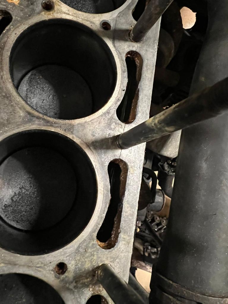 Recherche moteur ou bloc moteur SIMCA 6 LesAnciennes.com