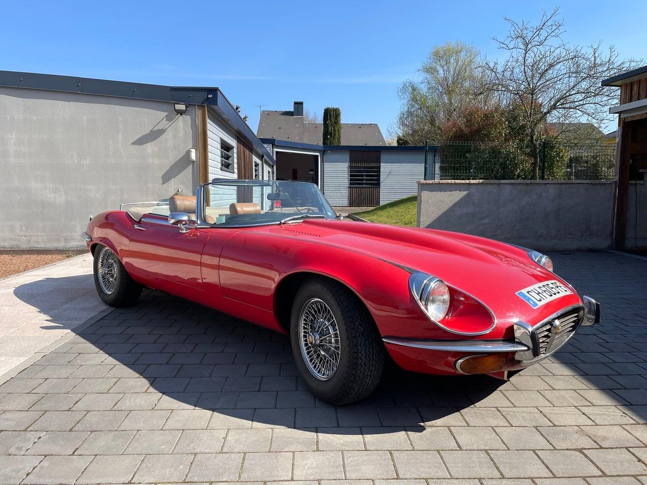 1975 Jaguar E-Type Series 3 5.3 V12 Convertible LesAnciennes.com