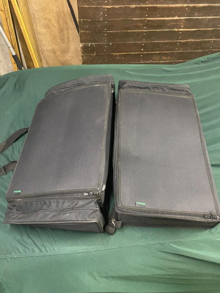 Valises pour xk 120 ou 140 LesAnciennes.com